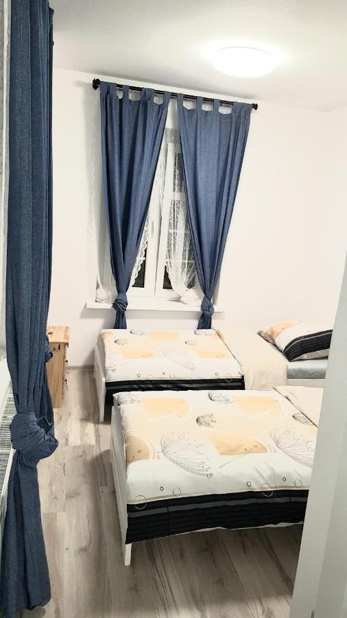Apartamenty Mila Zabrze Habitación foto